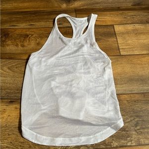 White lululemon tank top